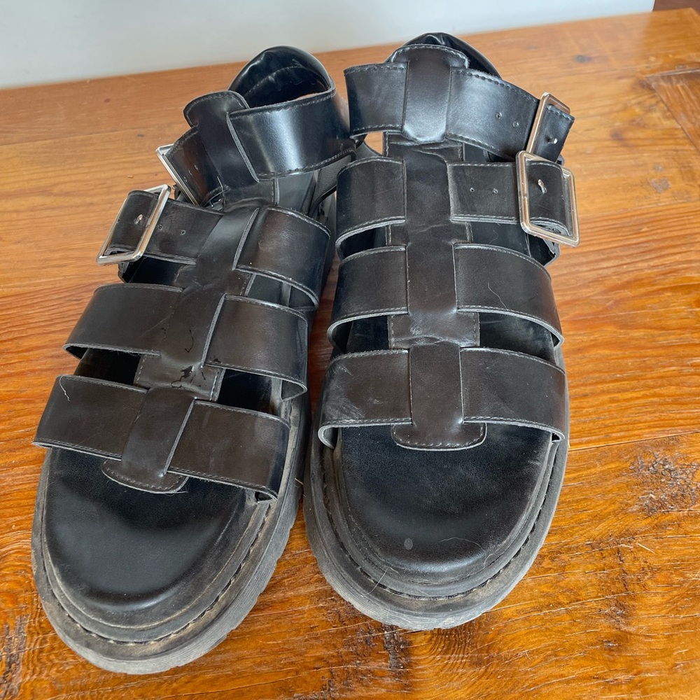 Black chunky sandals